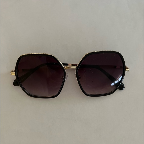 H&M Geometric Sunglasses (Black/Gold) - Picture 3 of 7